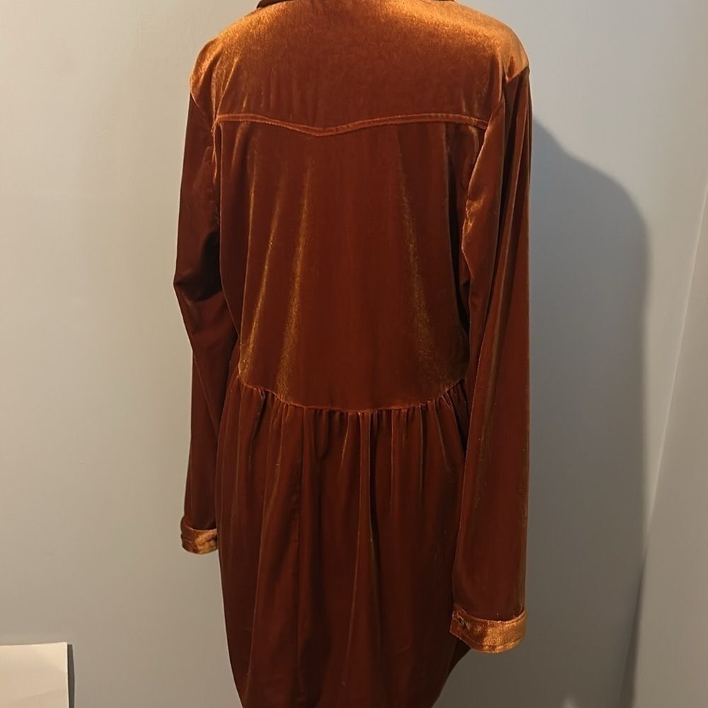 Umgee button down medium tunic  C - Picture 6 of 8